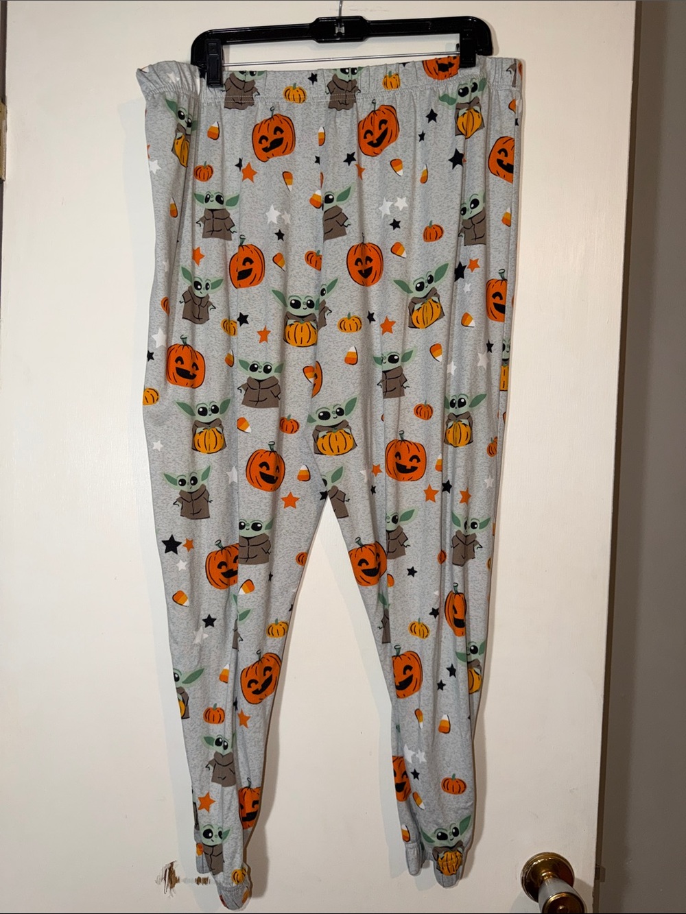 Star Wars Halloween Pumpkin & Baby Yoda Print Lounge Pants